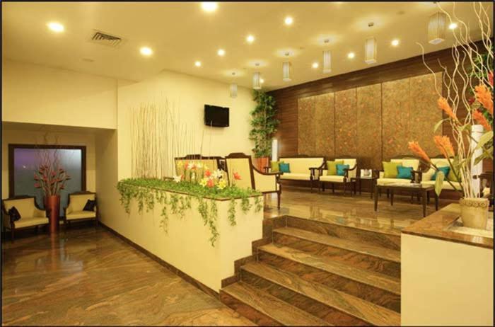 Hotel Utsav Deluxe Pune Exterior foto